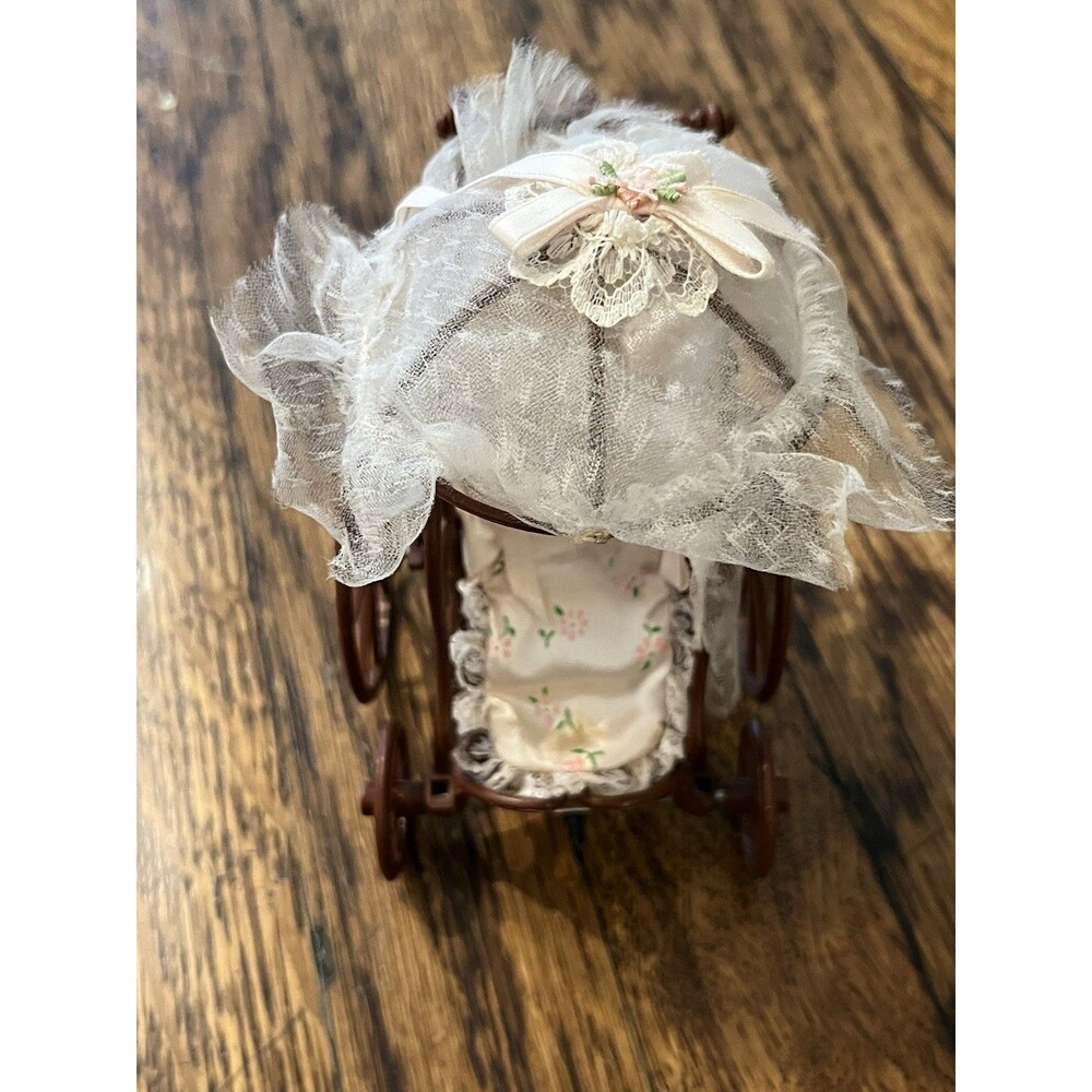 Mattel Rosebud #9787 Rosebud Star Rose Baby Carriage Mattel Vintage! 1976